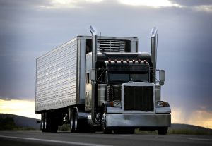 Read more about the article Logistics Pay Rates Raised Higher So Truckers Are Enticed To Join