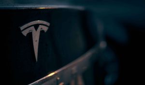 Read more about the article Tesla Announces Goal for Full Semi Production By 2026